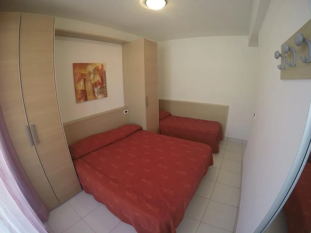Residence Zenith Caorle Aparthotel