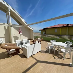 Gianka - Agenzia Cocal Hotel apartamentowy