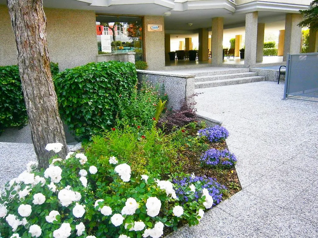 Residence Zenith Caorle Hotel apartamentowy